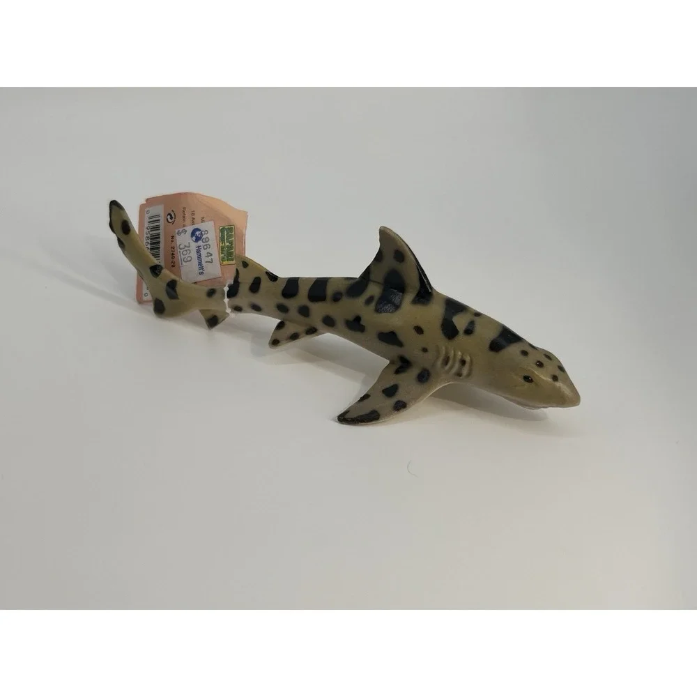 Vintage 1996 Safari Ltd Leopard Shark Animal Figure Toy NWT